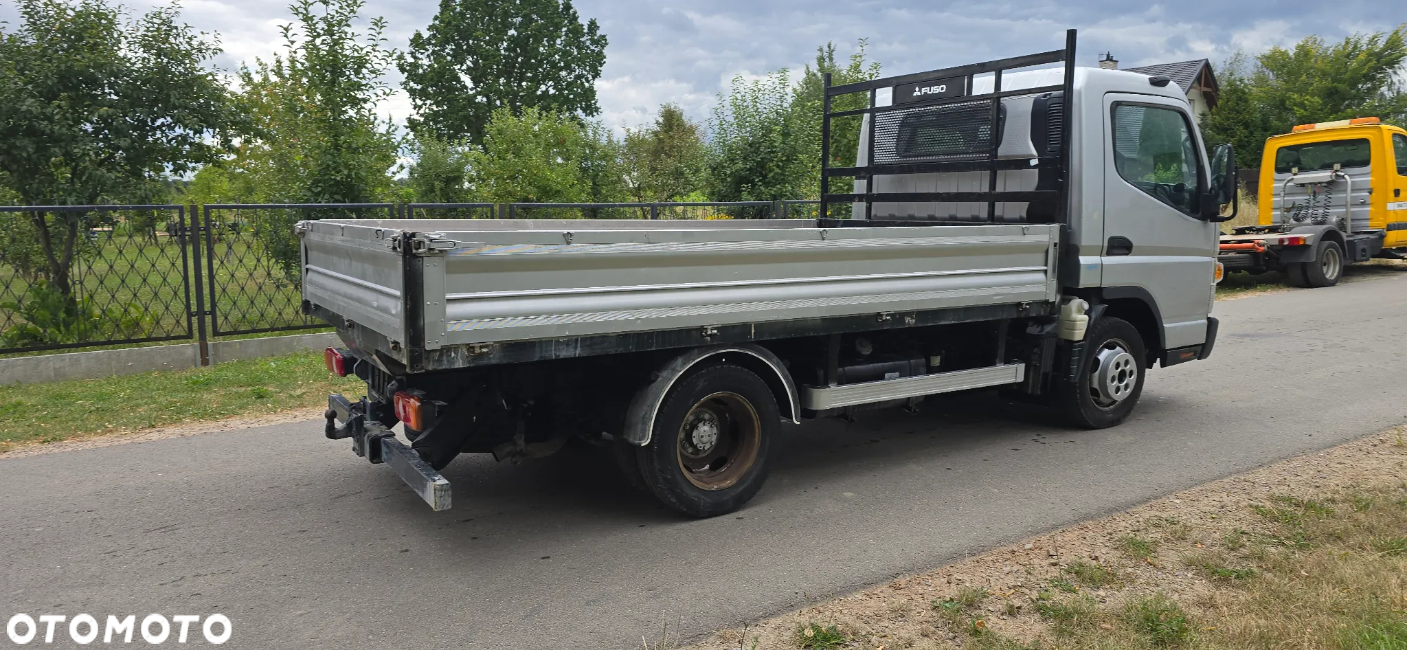Mitsubishi Fuso - 3