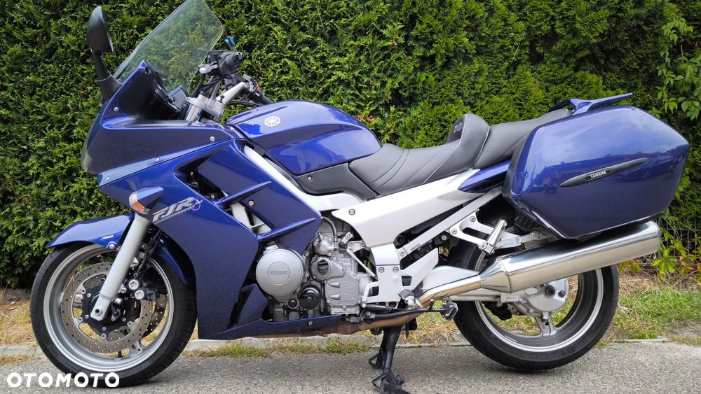 Yamaha FJR - 2