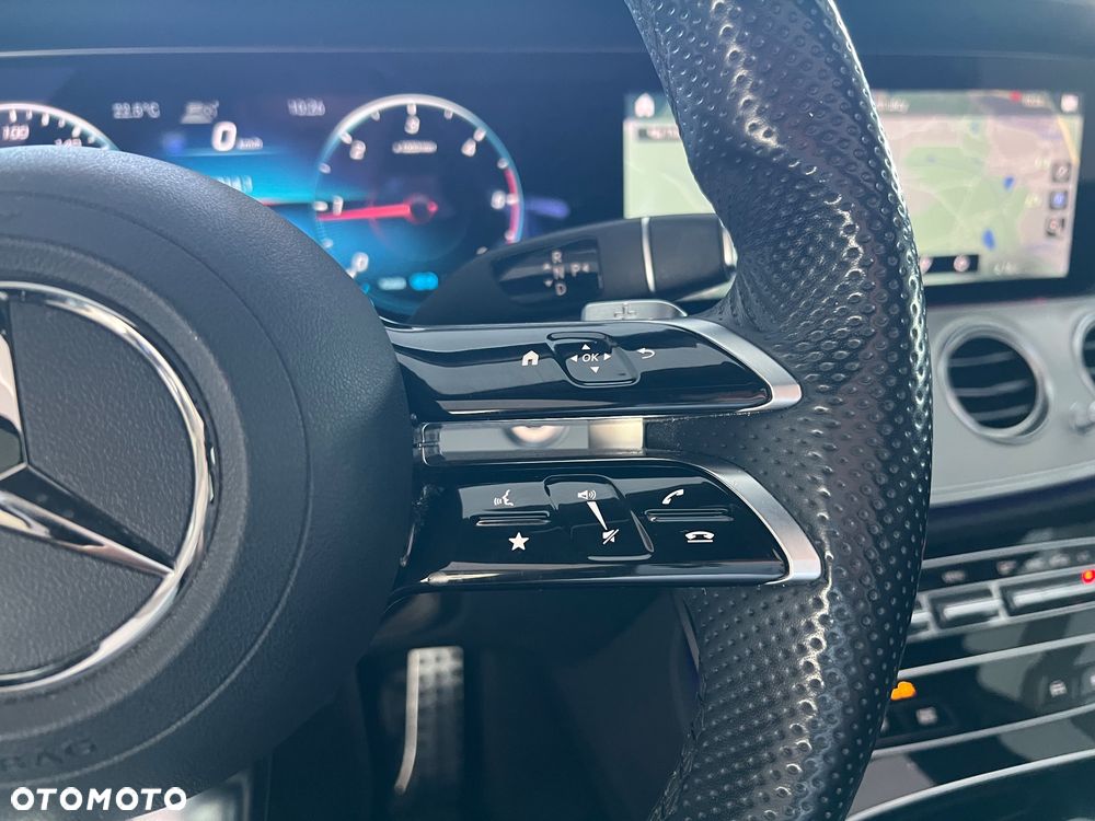 Mercedes-Benz Klasa E 220 d AMG - 25