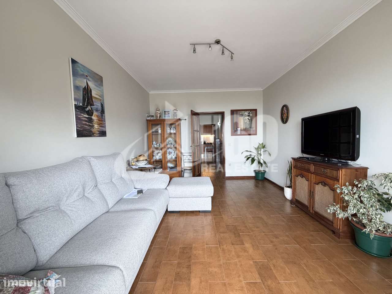 APARTAMENTO T2 C/3 FRENTES ESMORIZ - Grande imagem: 5/20