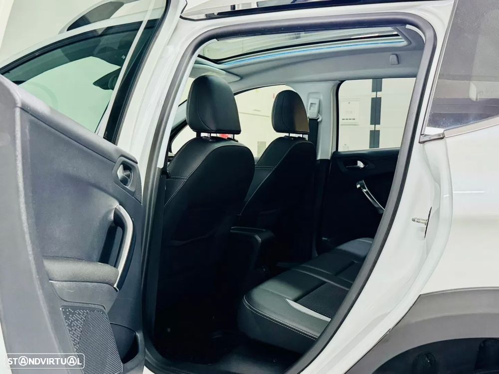 Peugeot 2008 1.6 BlueHDi Allure - 46
