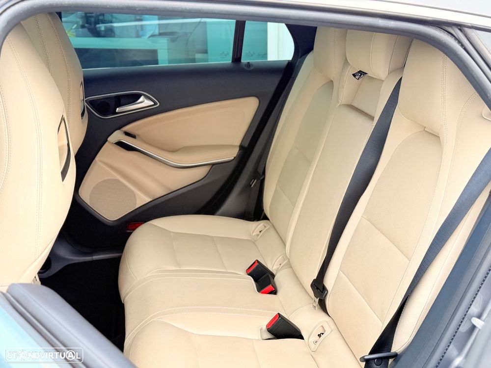 Mercedes-Benz CLA 180 d Peak Edition - 14