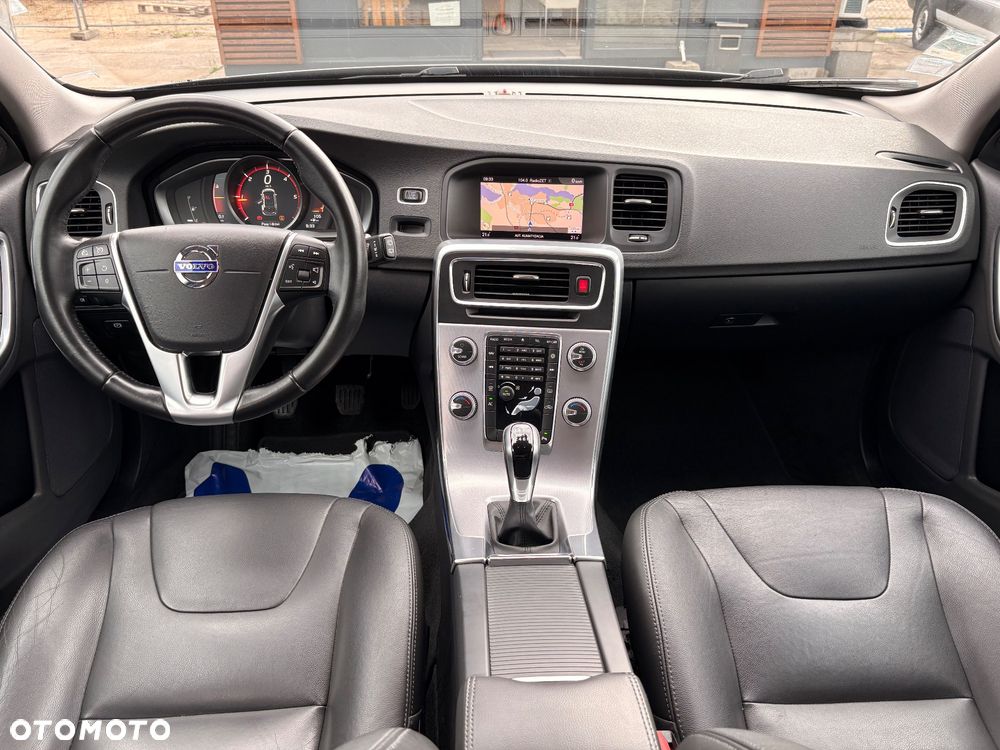 Volvo V60 D3 Momentum Core - 20