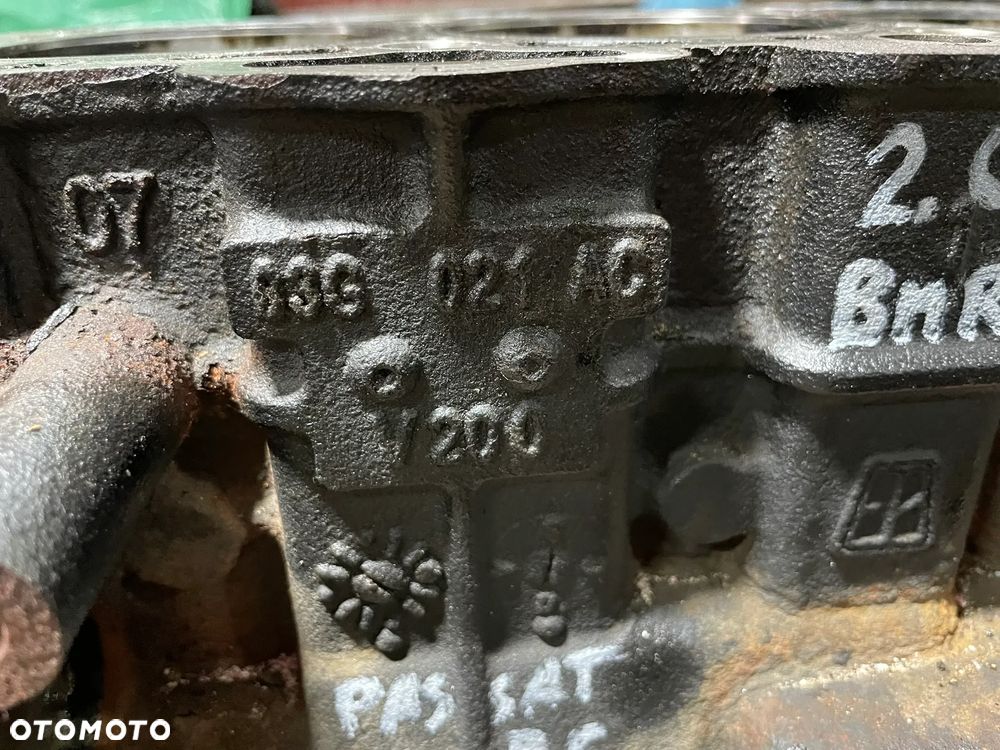 DÓŁ BLOK SILNIKA TŁOKI WAŁ VW PASSAT B6 2.0 TDI 170KM BMR 03G121AC - 11