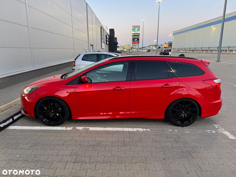 Ford Focus ST - 6