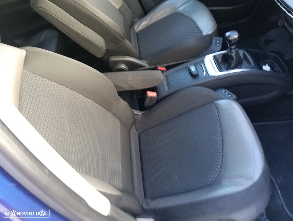 Citroën Grand C4 Spacetourer - 33