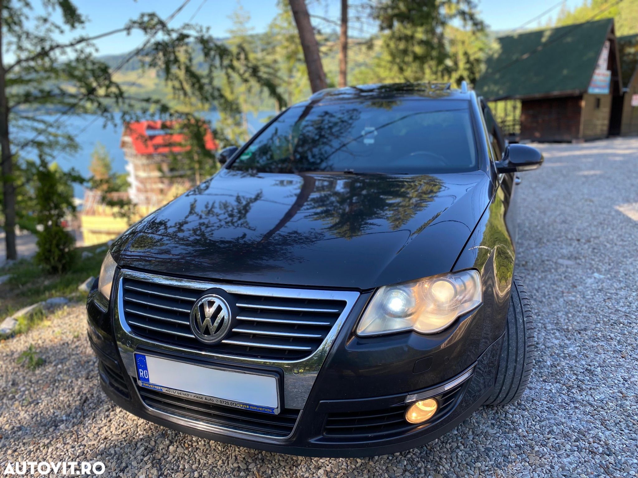 Volkswagen Passat 2.0TDI Sportline DPF DSG - 1
