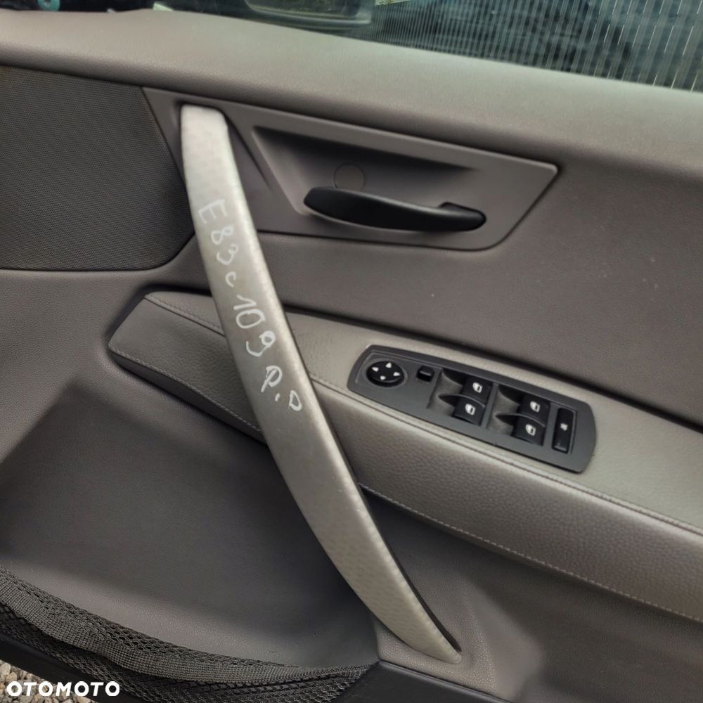 BOCZEK PRAWY PRZÓD PRZEDNI BMW X3 E83 EUROPA AMBIENTE GRAU C109 - 4