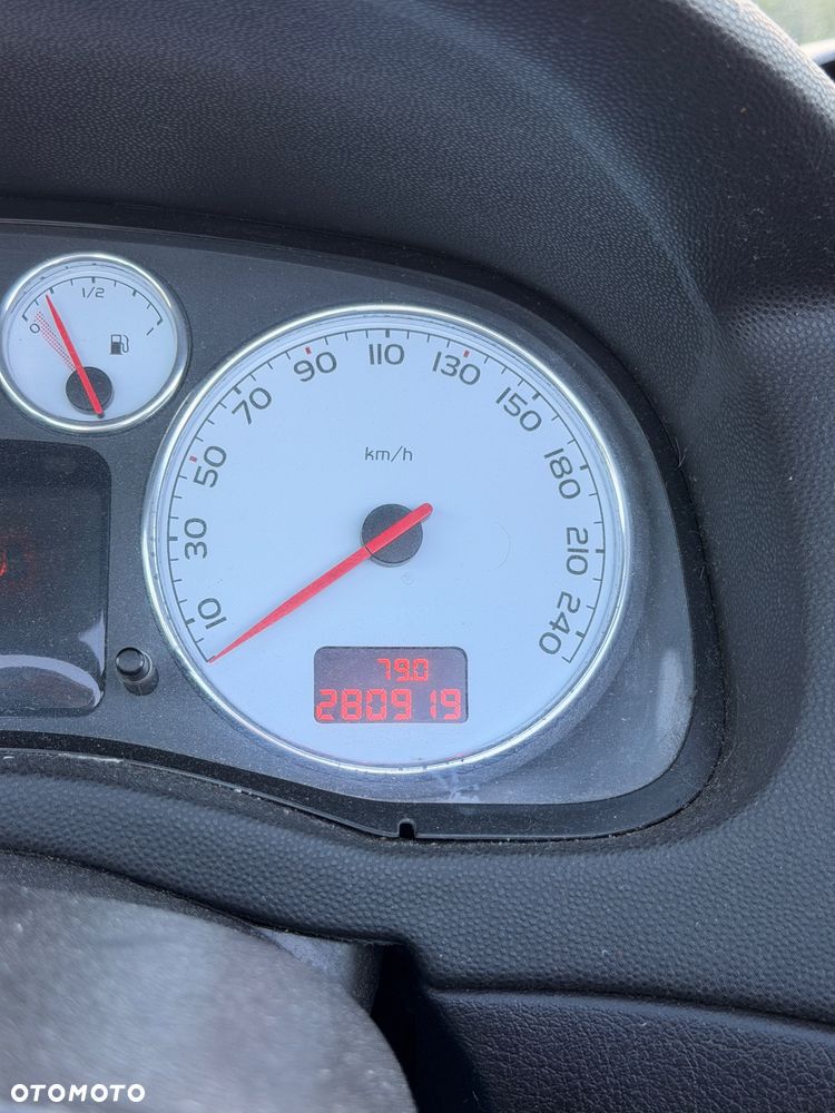 Peugeot 307 CC 1.6 - 29