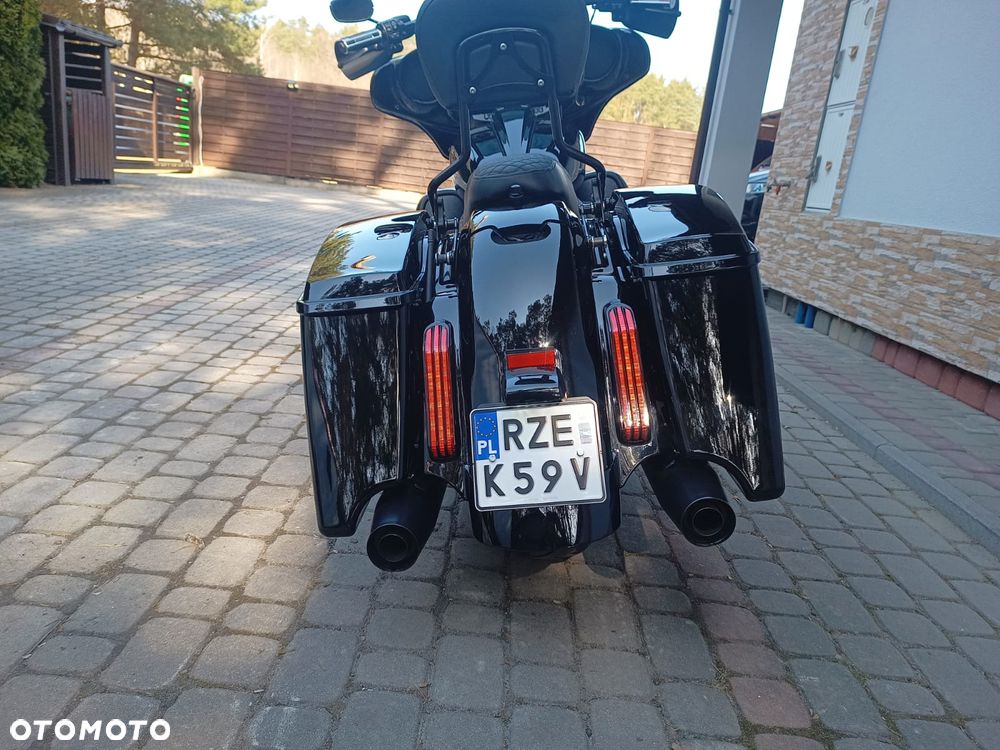 Harley-Davidson Touring Electra Glide - 12