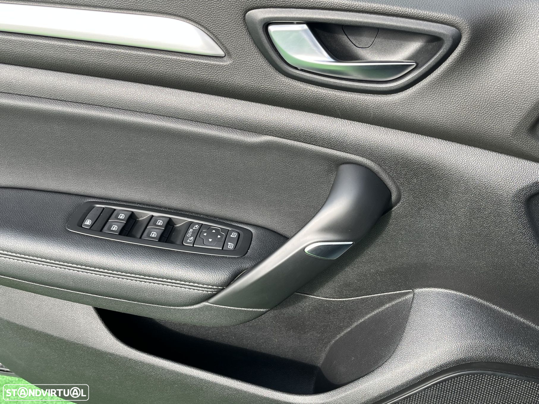 Renault Mégane Sport Tourer BLUE dCi 115 EDC BUSINESS EDITION - 6