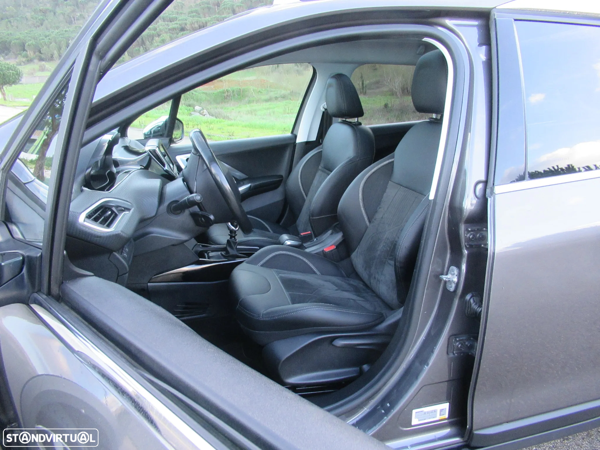 Peugeot 2008 1.6 BlueHDi Crossway - 15