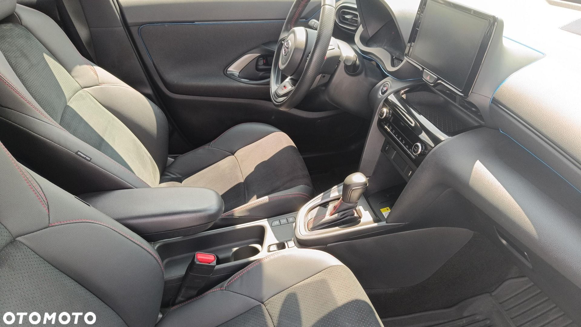 Toyota Yaris Cross - 10
