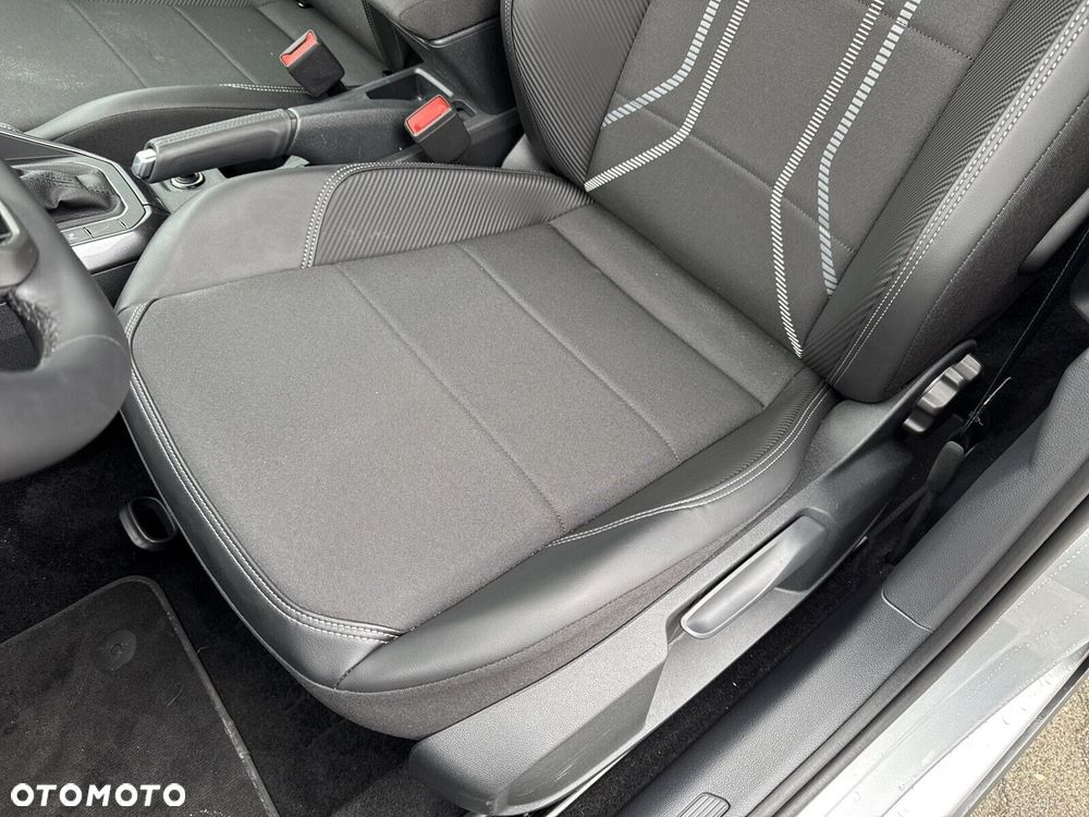 Volkswagen Taigo - 12