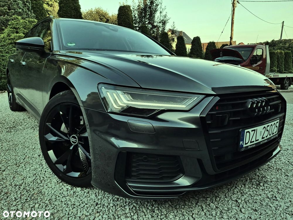 Audi A6 Avant 40 TDI S tronic S line - 1