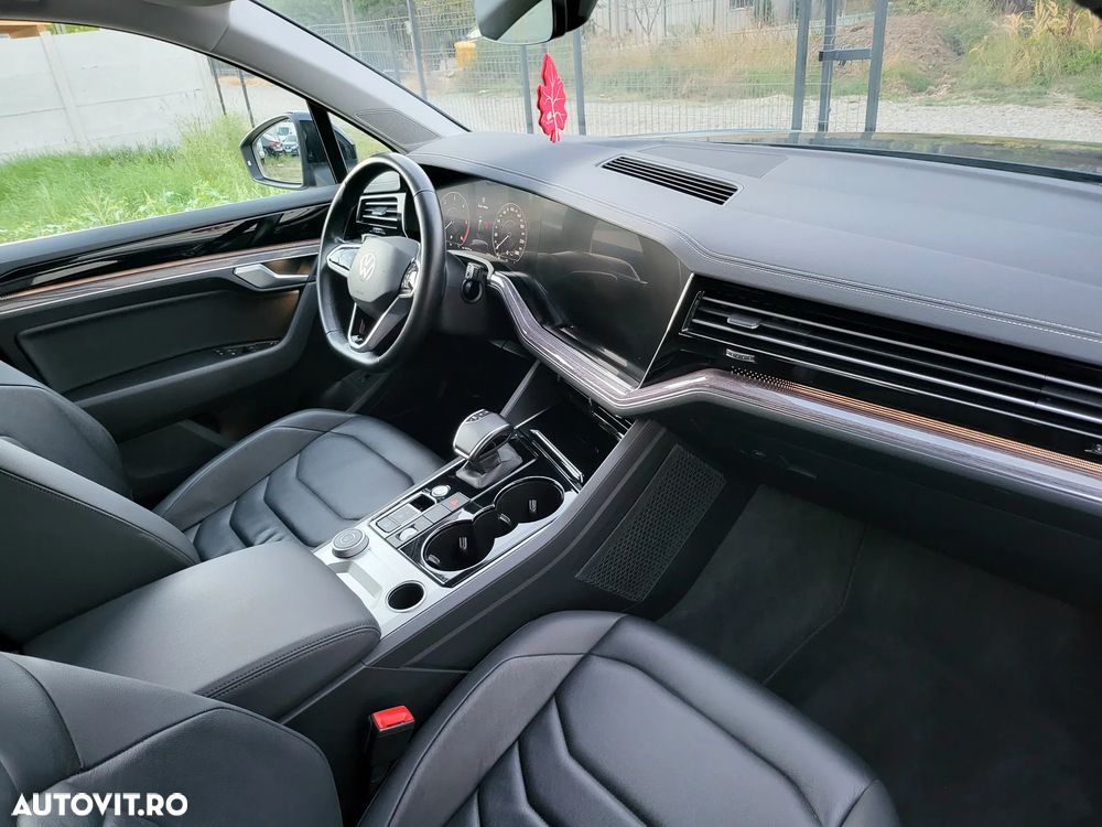 Volkswagen Touareg V6 TDI Elegance - 3