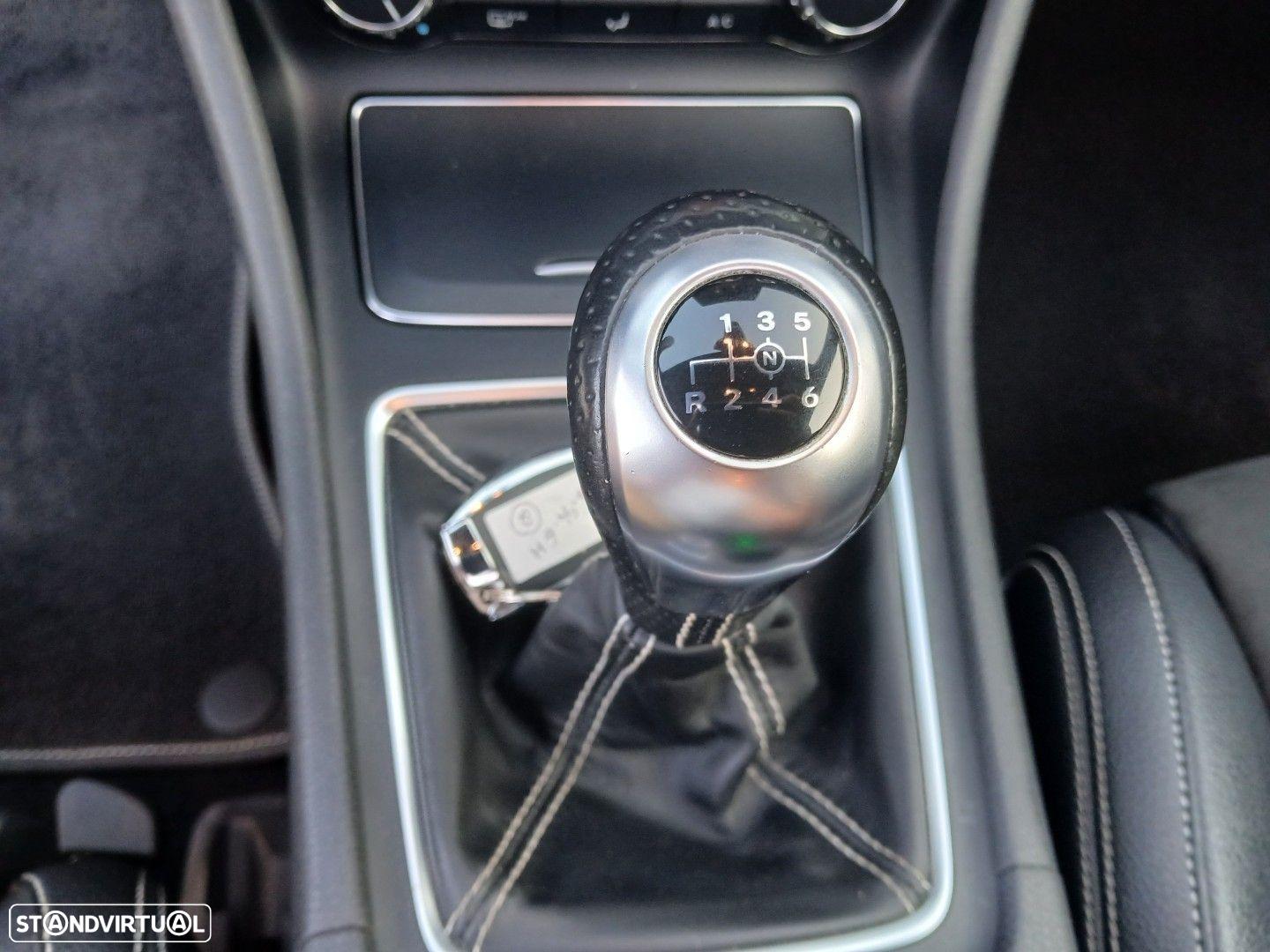 Mercedes-Benz CLA 200 d Shooting Brake - 23