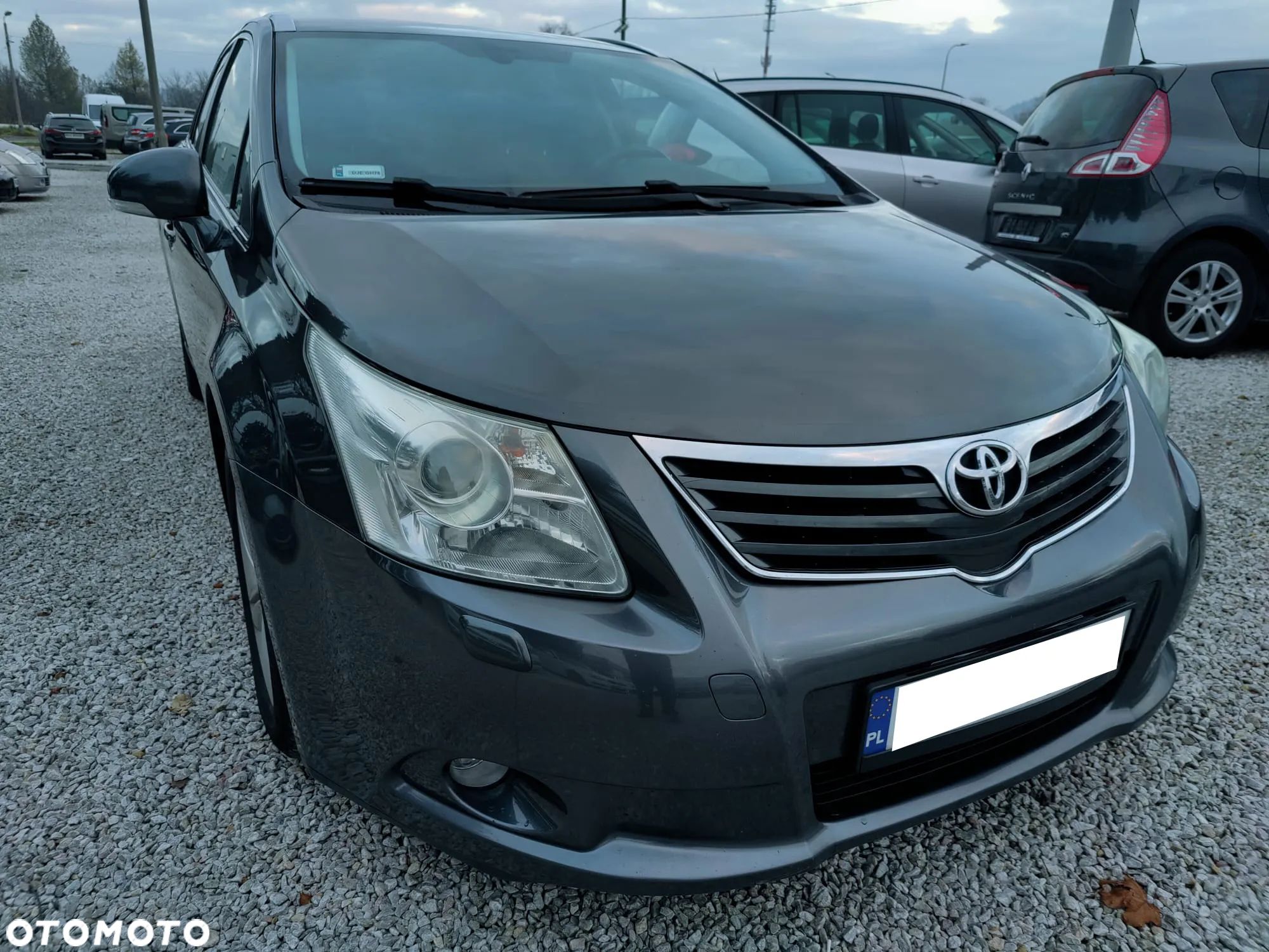 Toyota Avensis - 1