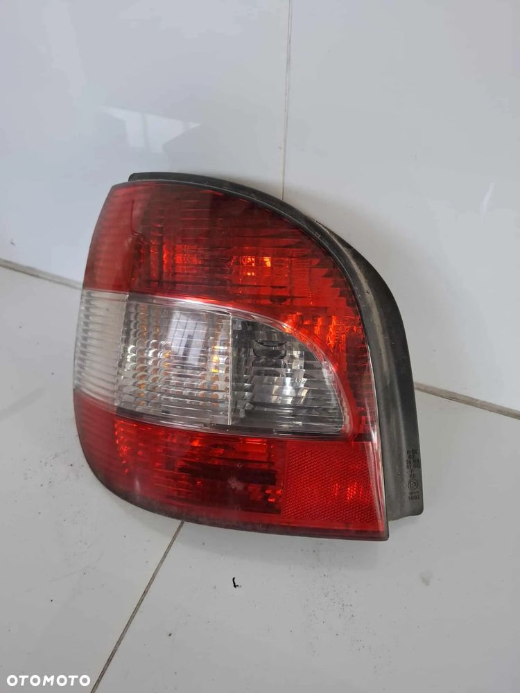 LAMPA TYLNA TYŁ LEWA RENAULT SCENIC I LIFT - 3