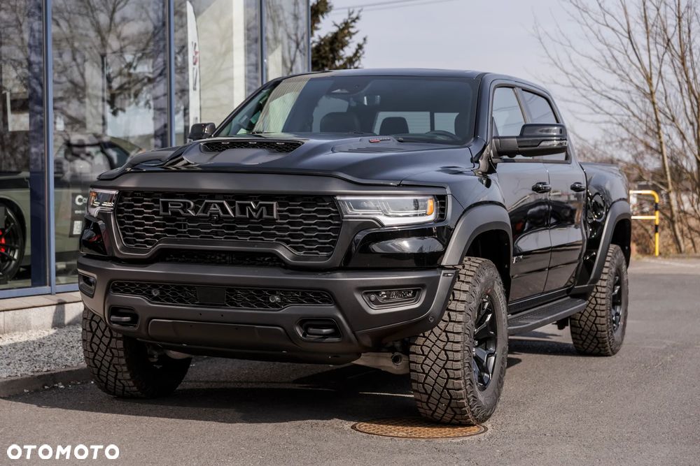 RAM 1500 RHO - 17