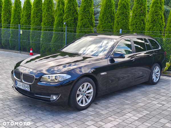 BMW Seria 5 520d Touring Luxury Line