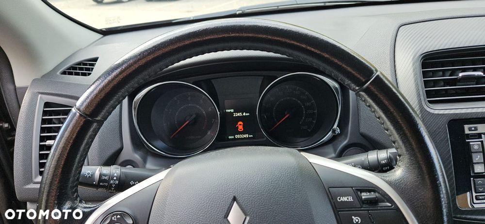 Mitsubishi ASX - 6