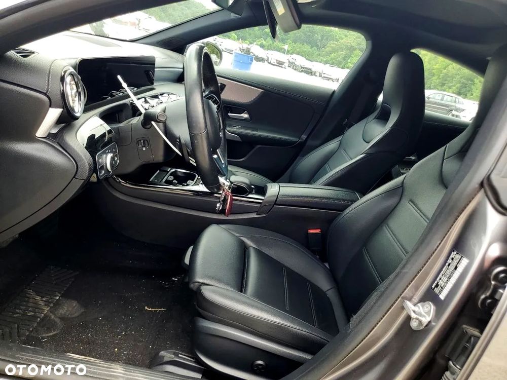 Mercedes-Benz CLA 250 4-Matic 7G-DCT - 8