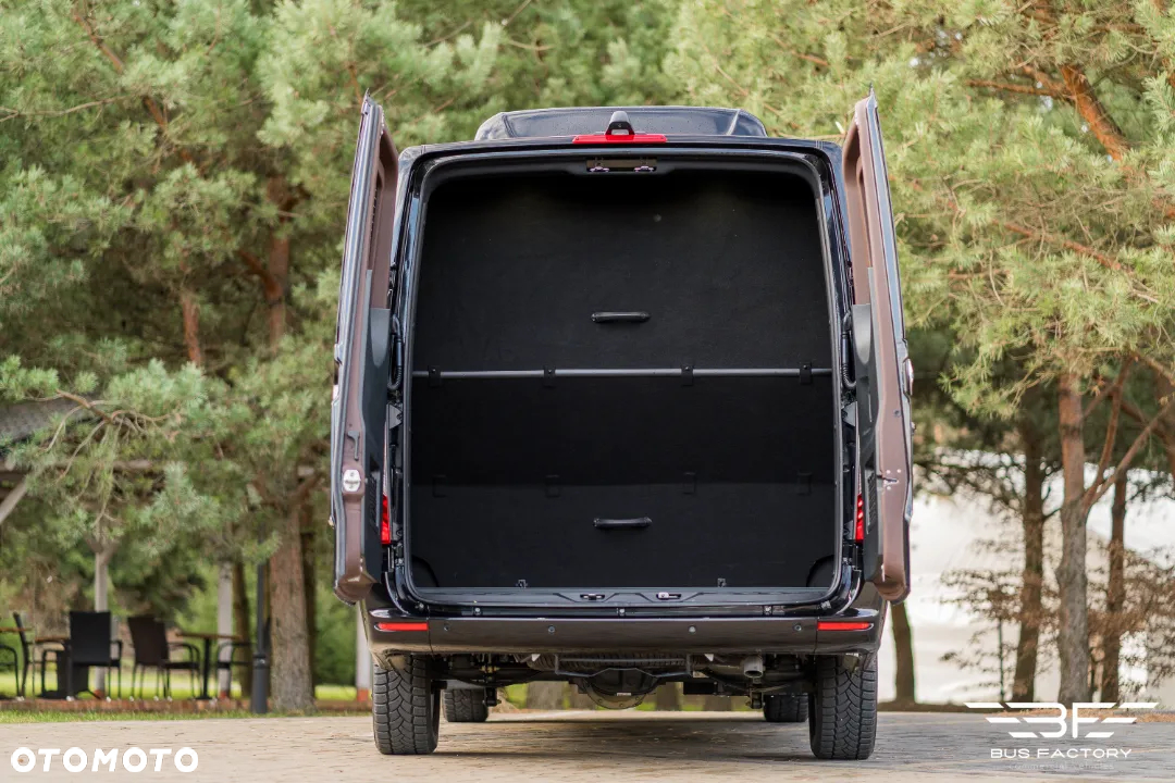 Mercedes-Benz Sprinter - 7
