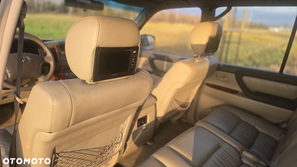 Toyota Land Cruiser 4.7 V8 - 13