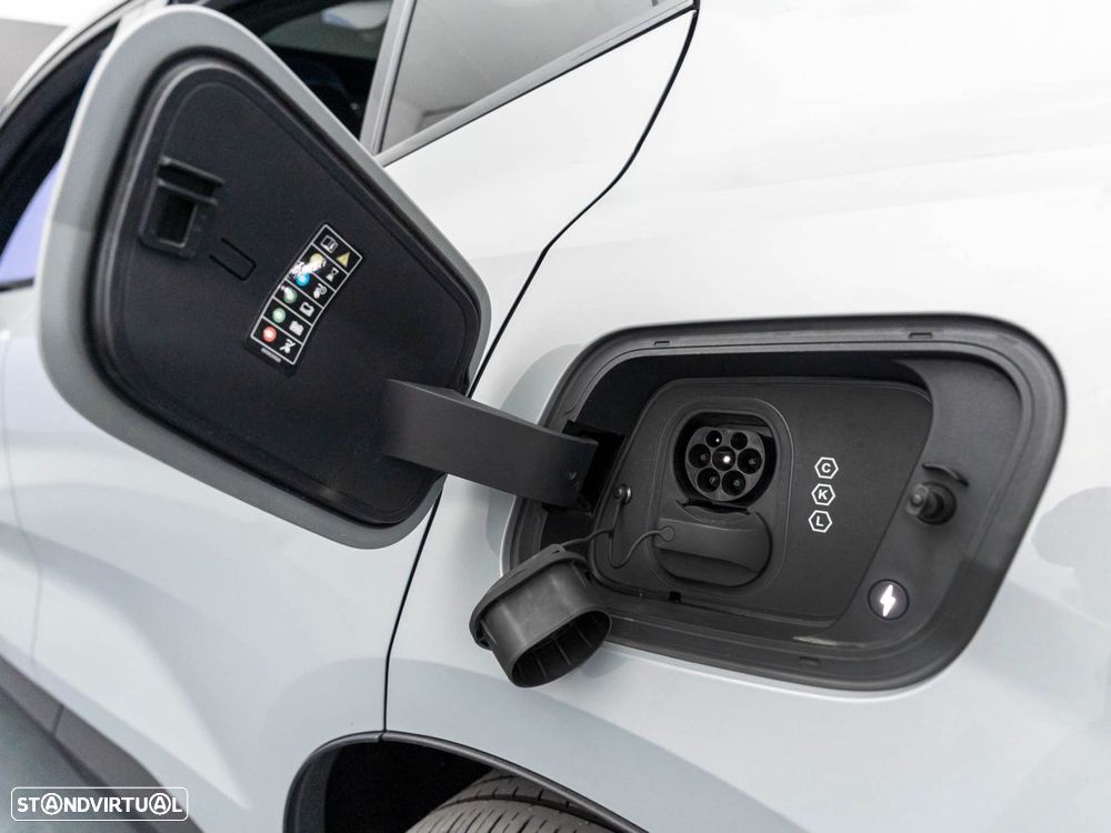 Volvo EX30 69 kWh Single Motor Extended Range Ultra - 13