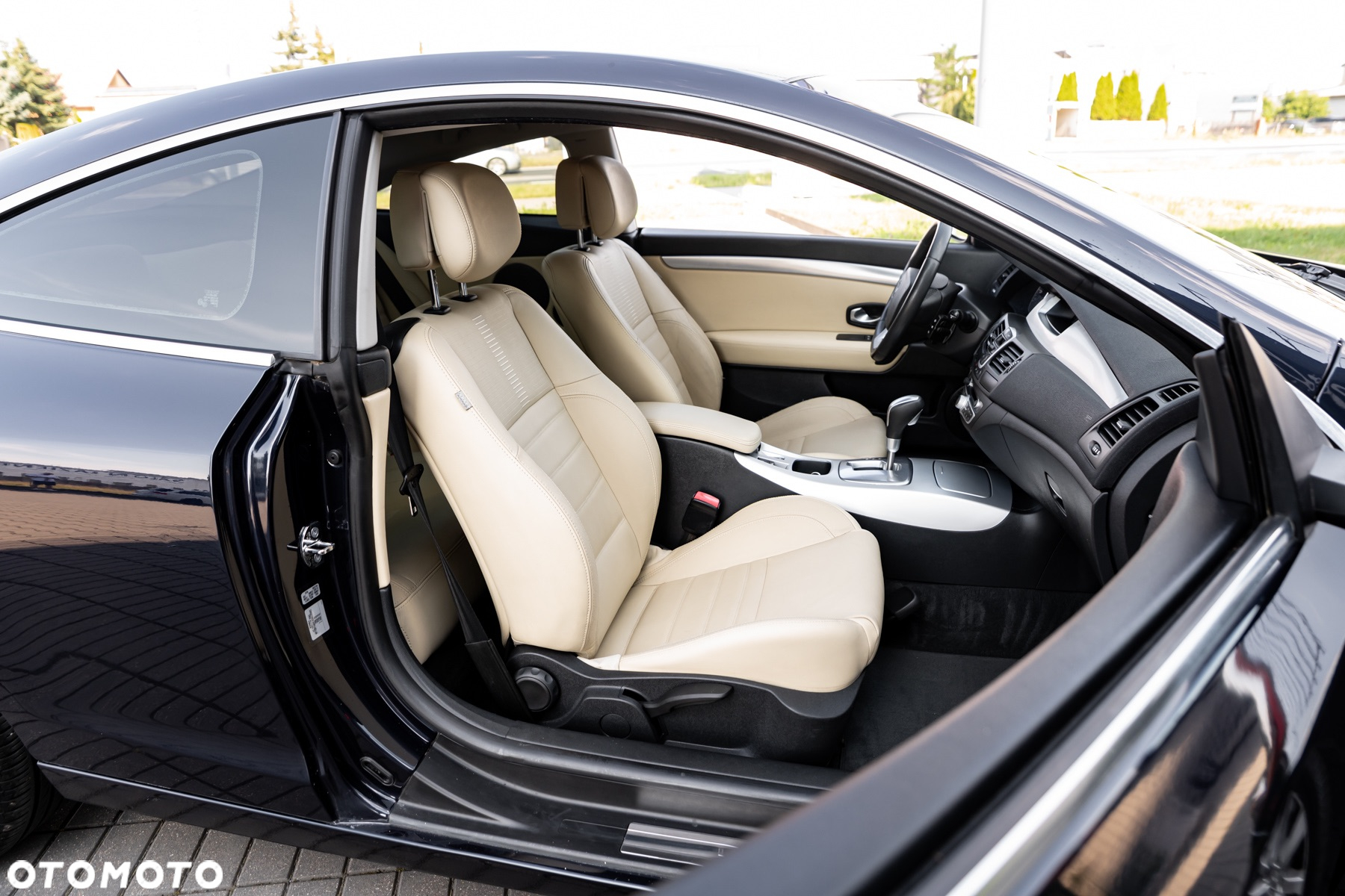 Renault Laguna Coupe TCe 170 - 32