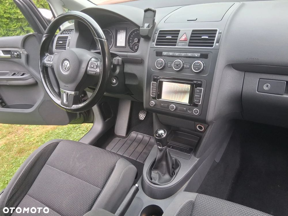 Volkswagen Touran 1.6 TDI DPF BlueMot Comfortline - 10