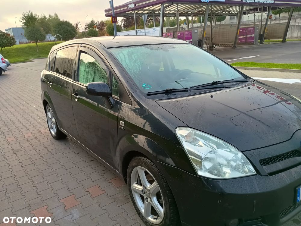 Toyota Corolla Verso - 1
