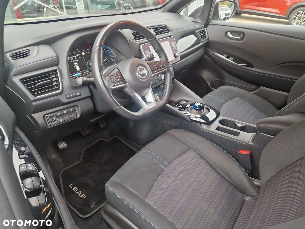 Nissan Leaf 40kWh N-Connecta - 6