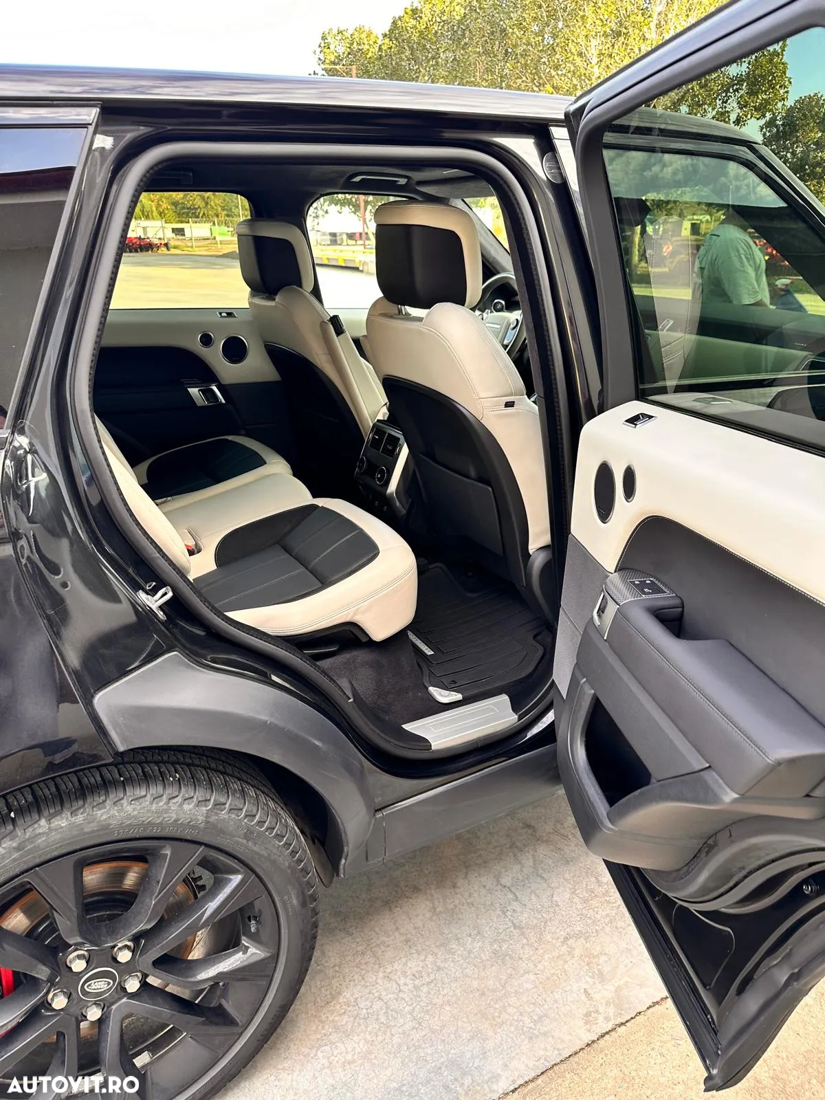 Land Rover Range Rover Sport 3.0 L HST - 24