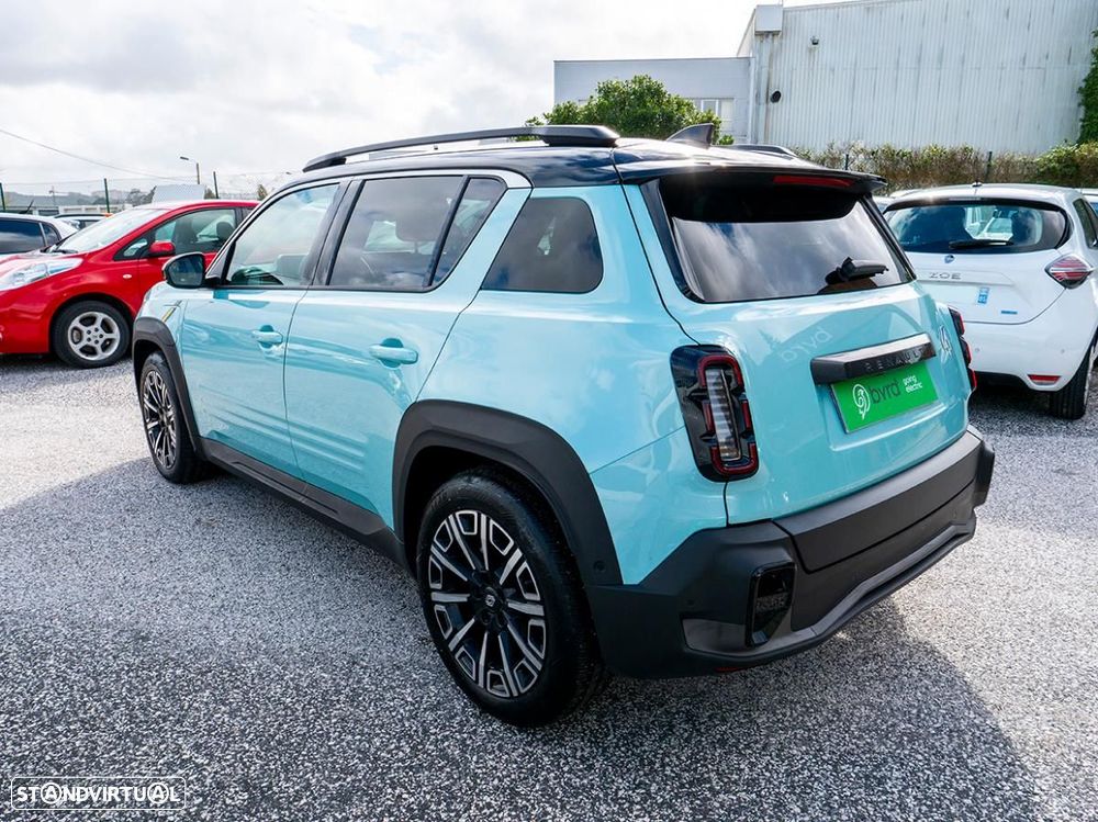 Renault 4 E-Tech 52 kWh Iconic Autonomia Conforto - 12