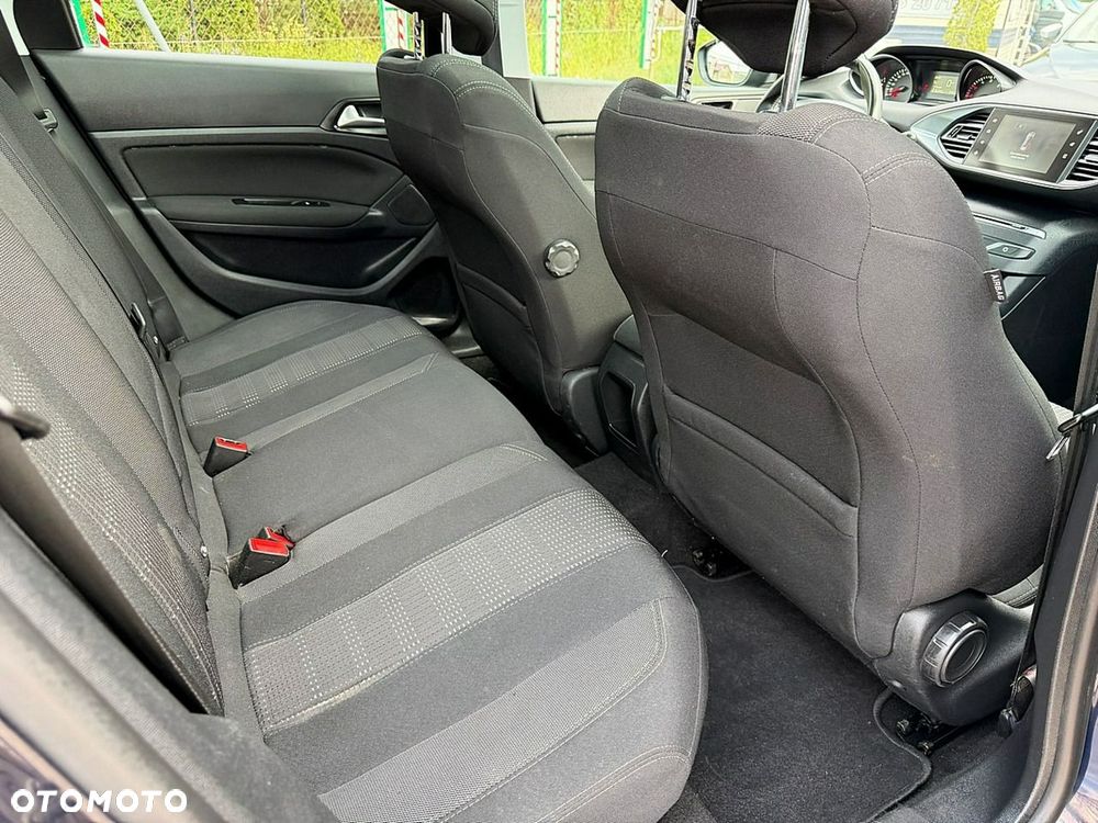 Peugeot 308 - 12