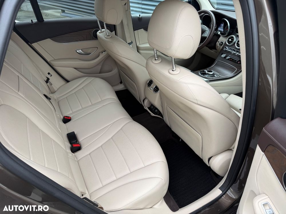 Mercedes-Benz GLC 220 d 4Matic 9G-TRONIC Exclusive - 9