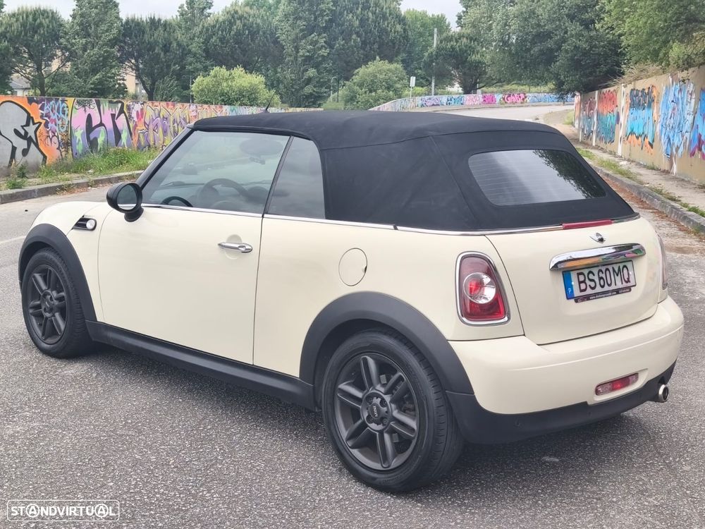 MINI Cabrio Cooper D - 21