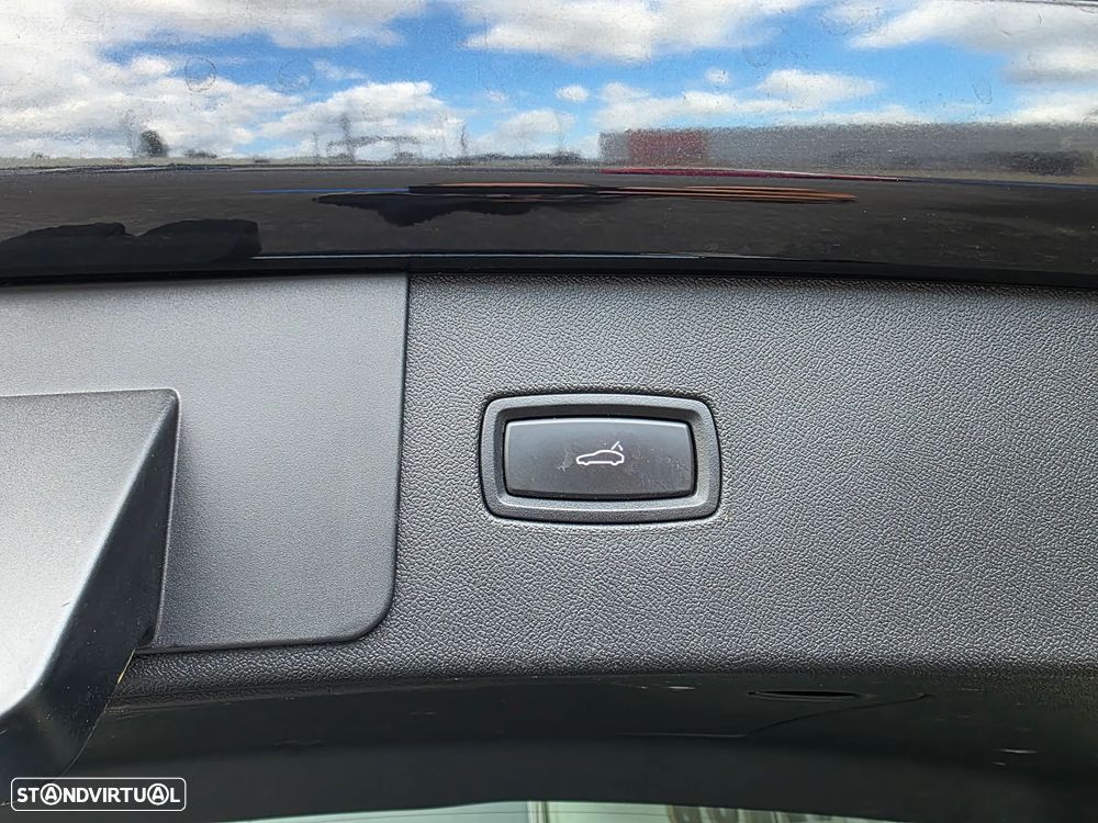 Porsche Cayenne E-Hybrid Tiptronic S - 31