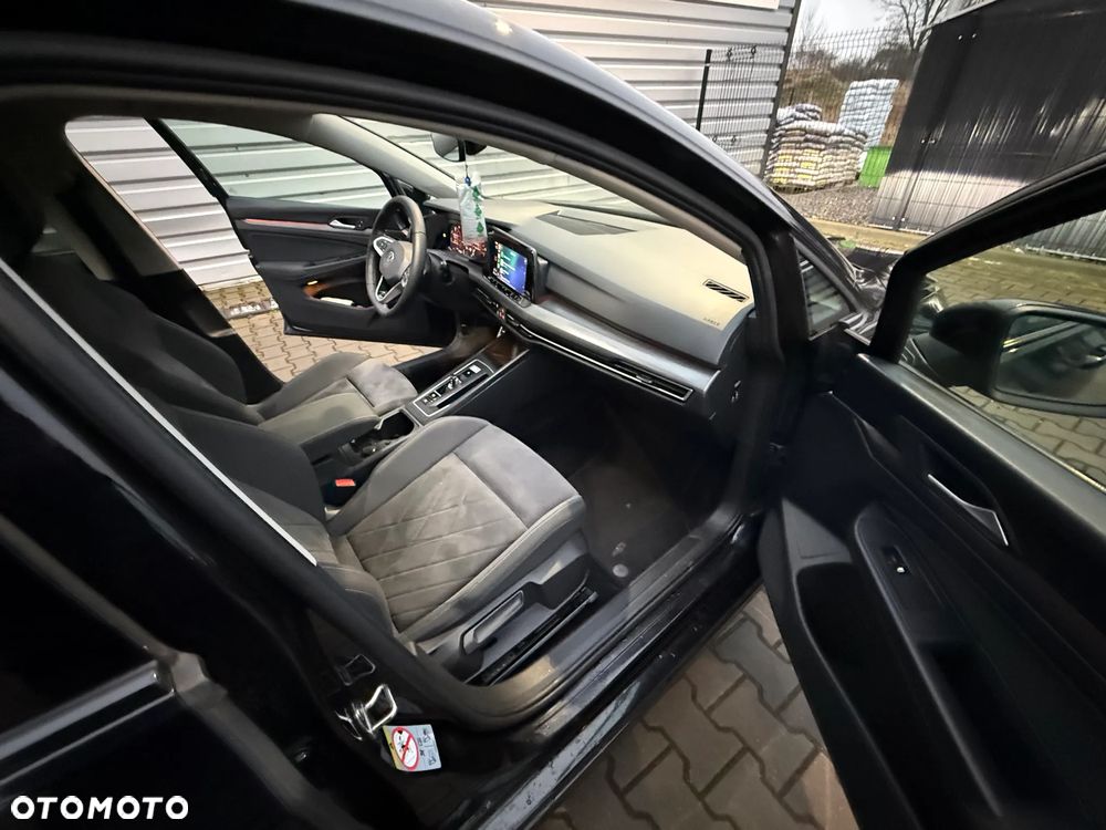 Volkswagen Golf 1.4 eHybrid OPF DSG Style - 24