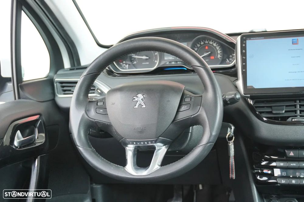 Peugeot 208 1.4 HDi Access - 9