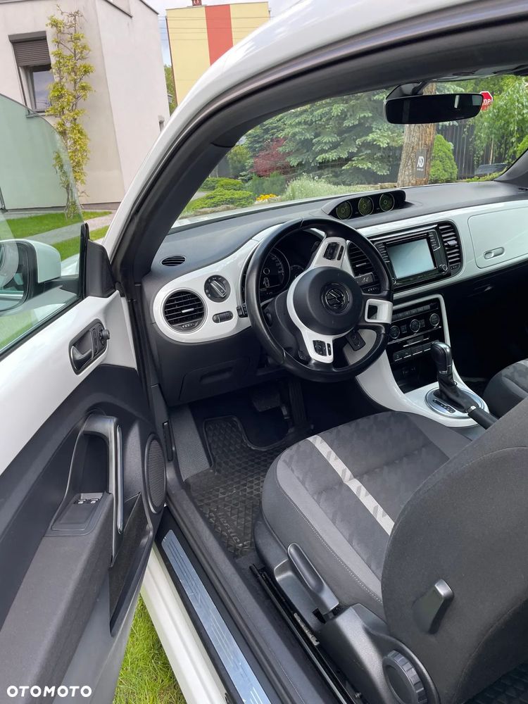 Volkswagen Beetle 1.4 TSI BMT Design DSG - 17