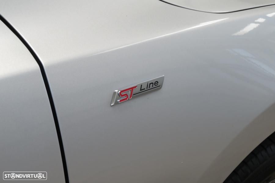 Ford Focus 1.0 EcoBoost MHEV ST-Line - 27