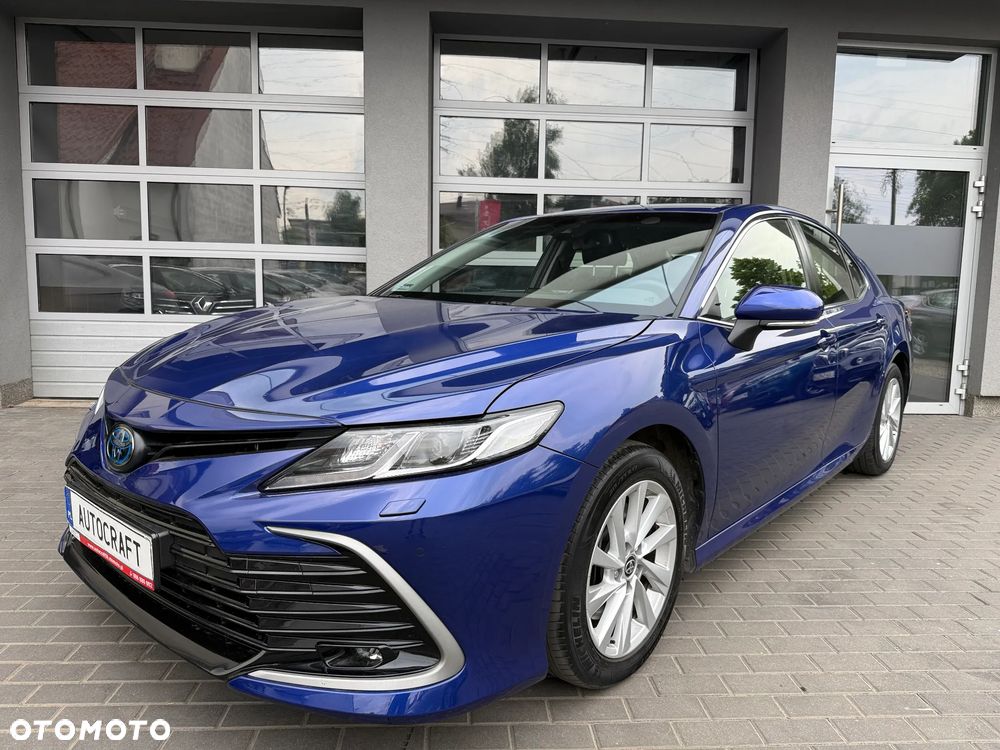 Toyota Camry 2.5 Hybrid Comfort CVT - 22