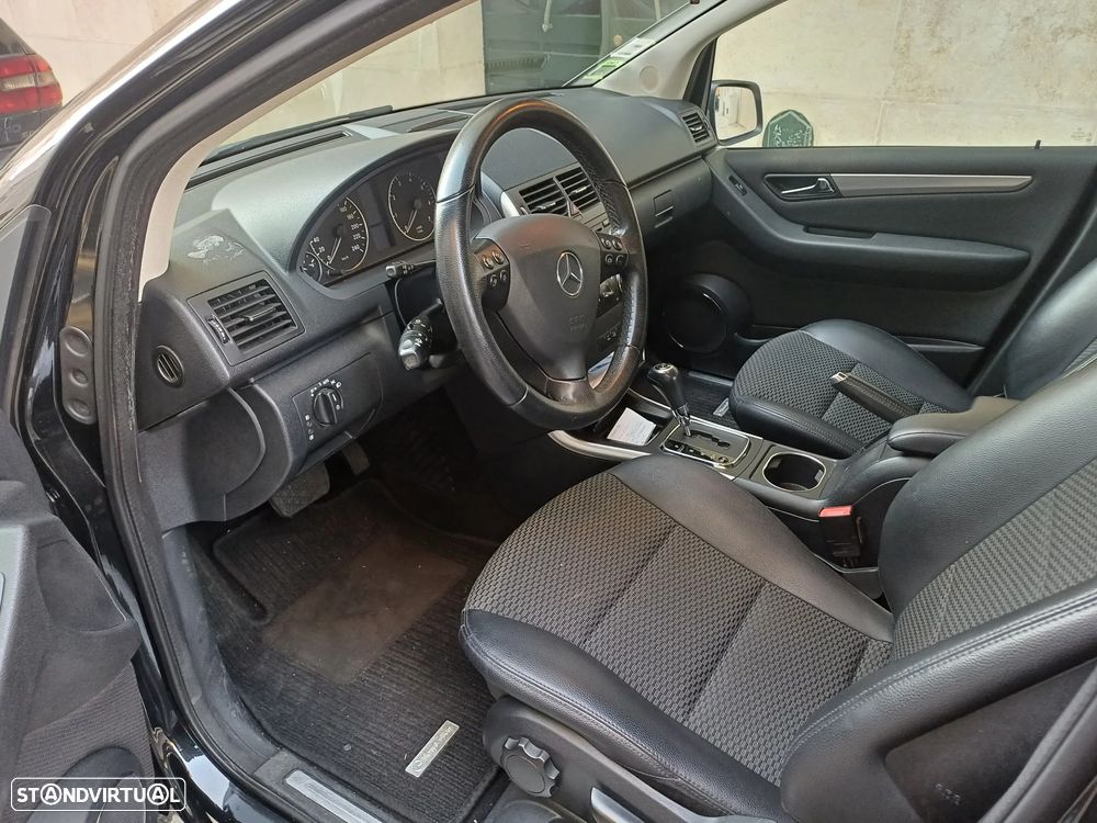 Mercedes-Benz A 160 Avantgarde Aut. — fotografia 10