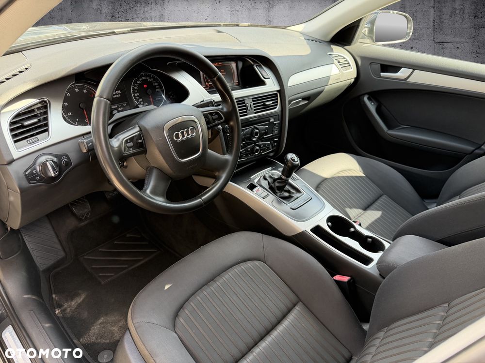 Audi A4 Limousine 1.8 TFSI Ambiente - 9