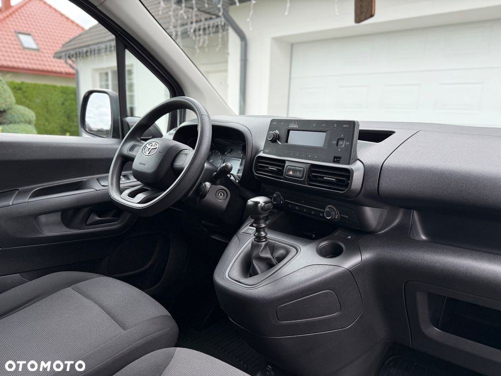 Toyota ProAce City - 28