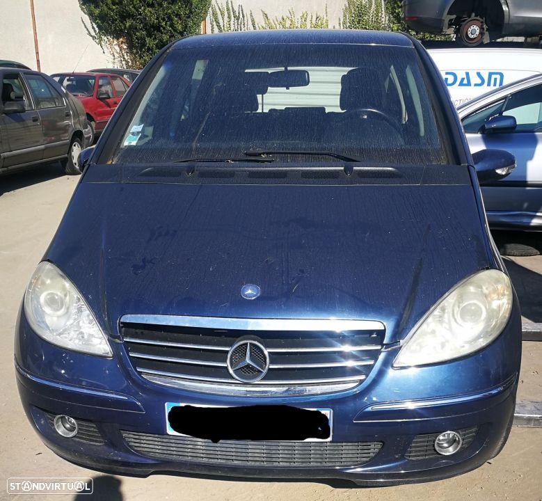 Mercedes A169 de 2008, farois, capot, para choques, guarda lamas frente. - 1