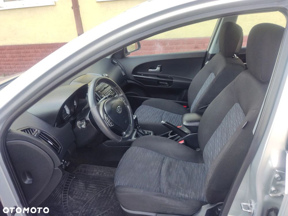 Kia Ceed 1.6 Crdi Comfort - 10